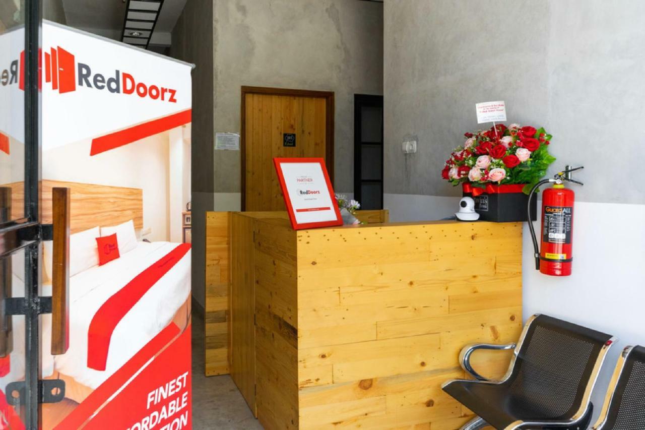 מלון Reddoorz Near Sam Poo Kong 3 סמאראנג מראה חיצוני תמונה